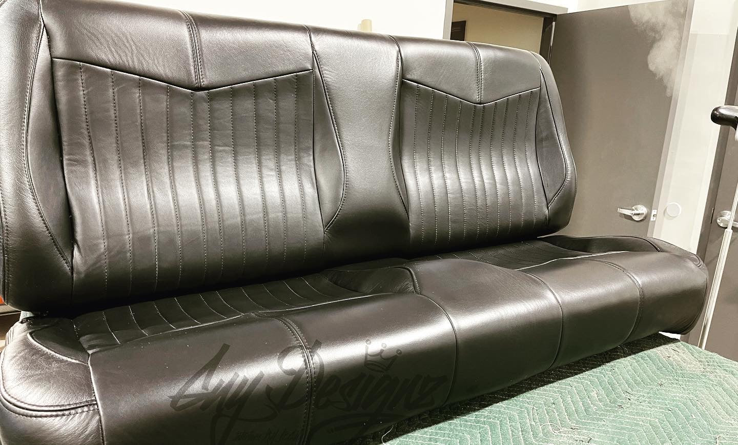 Universal Bench Seat